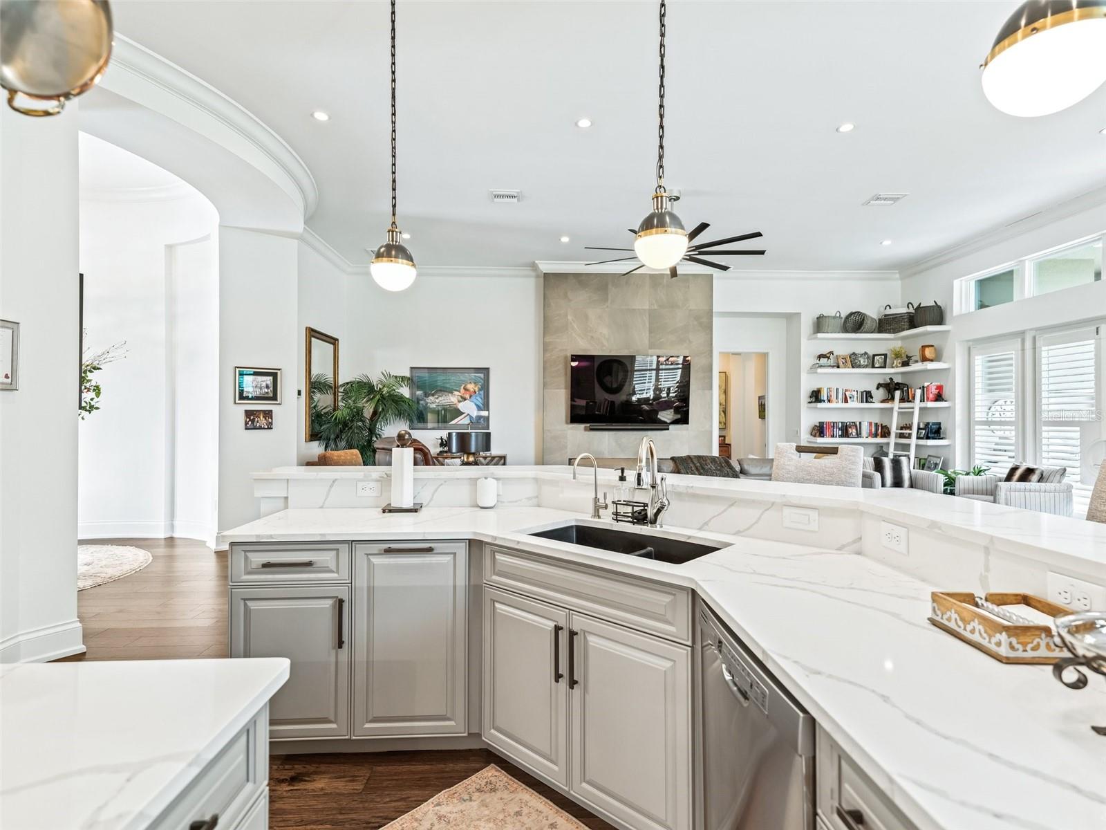 GOLDEN OCALA - Residential