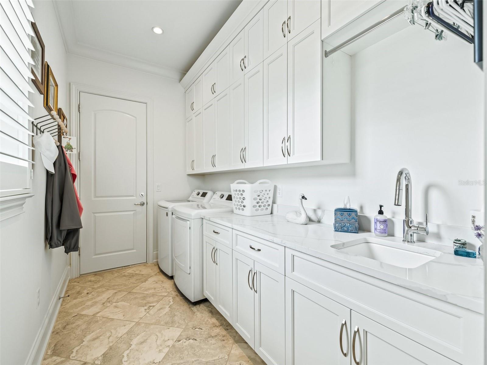 GOLDEN OCALA - Residential