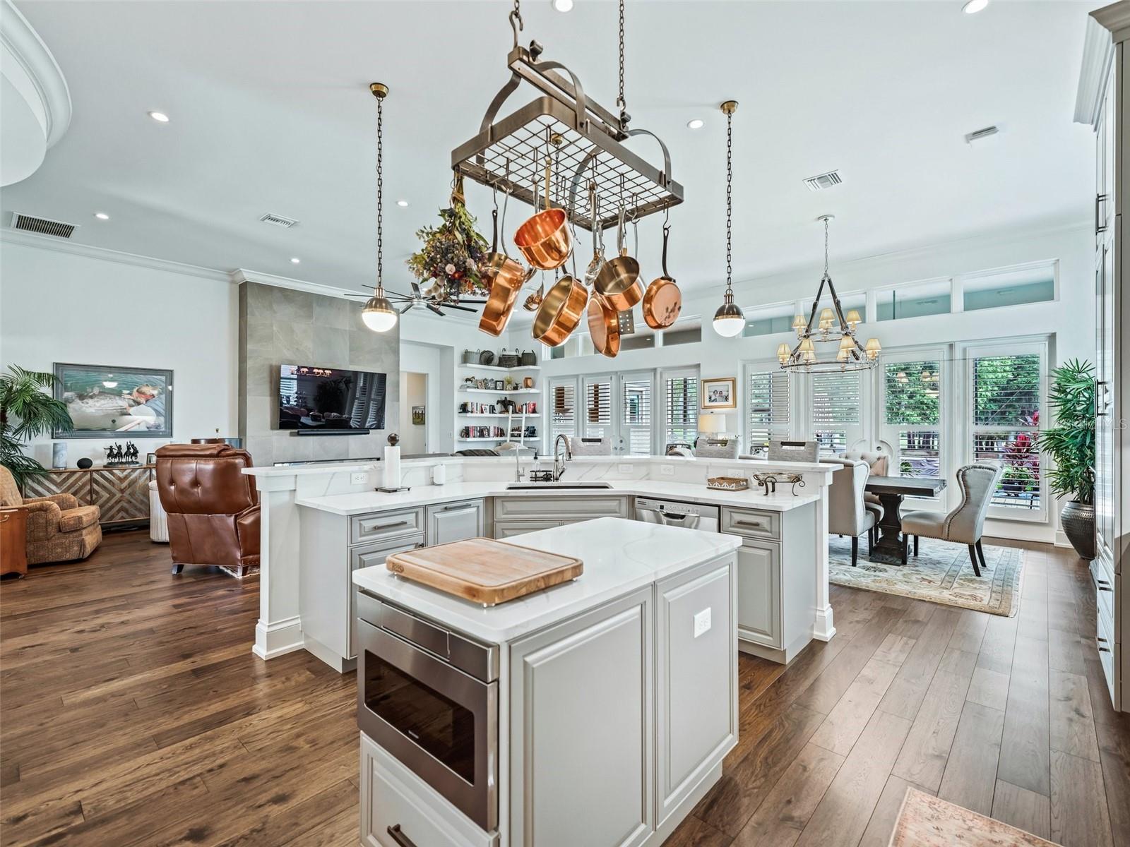 GOLDEN OCALA - Residential