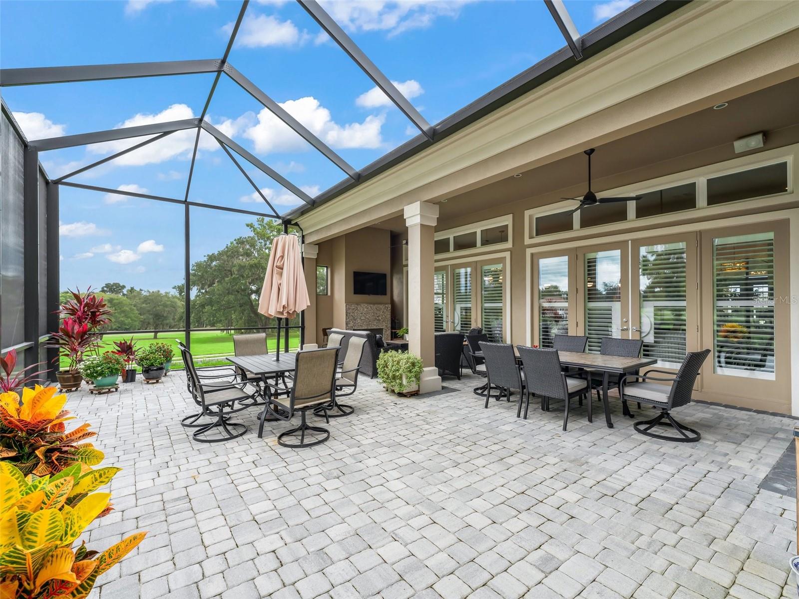 GOLDEN OCALA - Residential