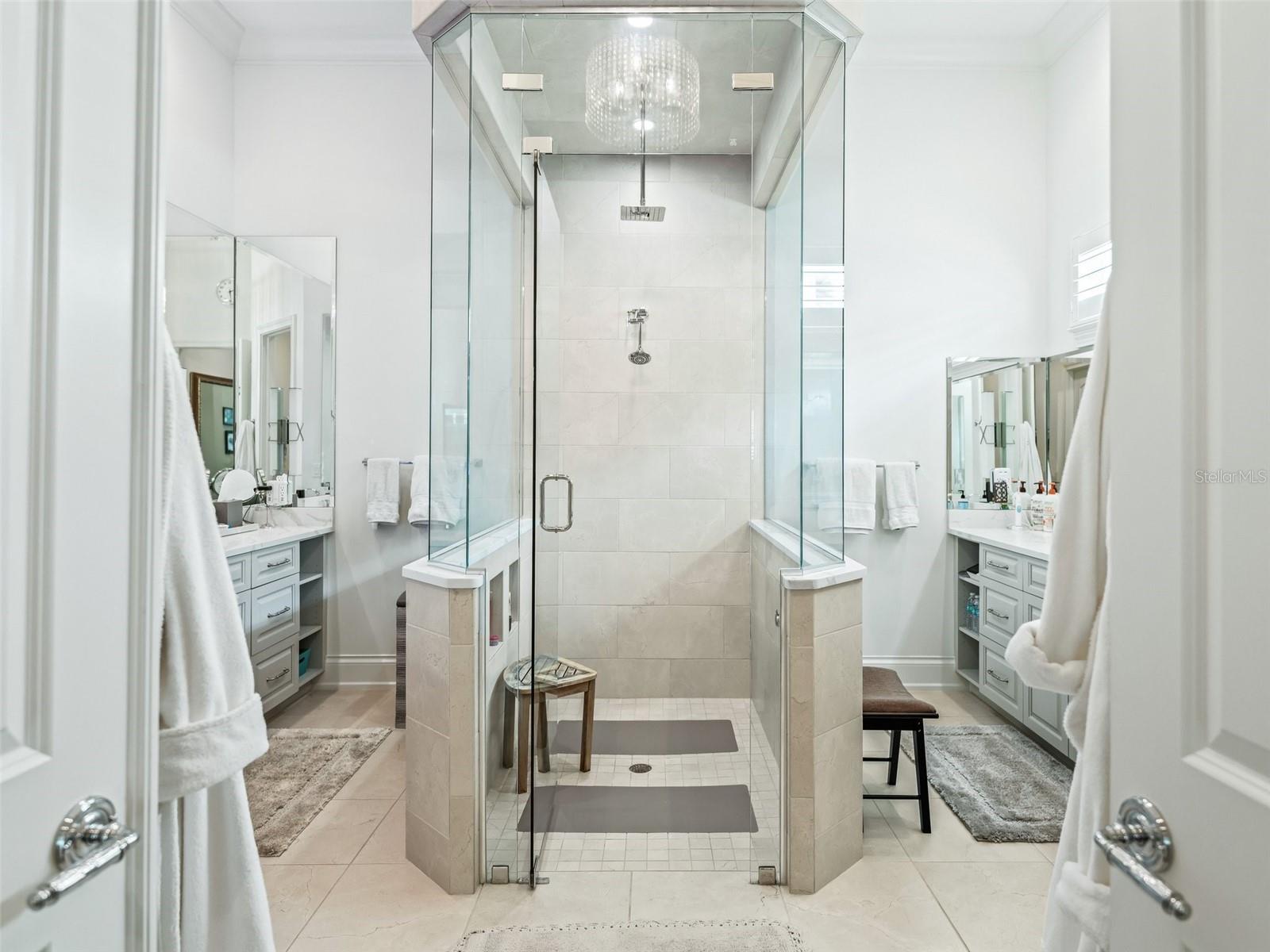 GOLDEN OCALA - Residential