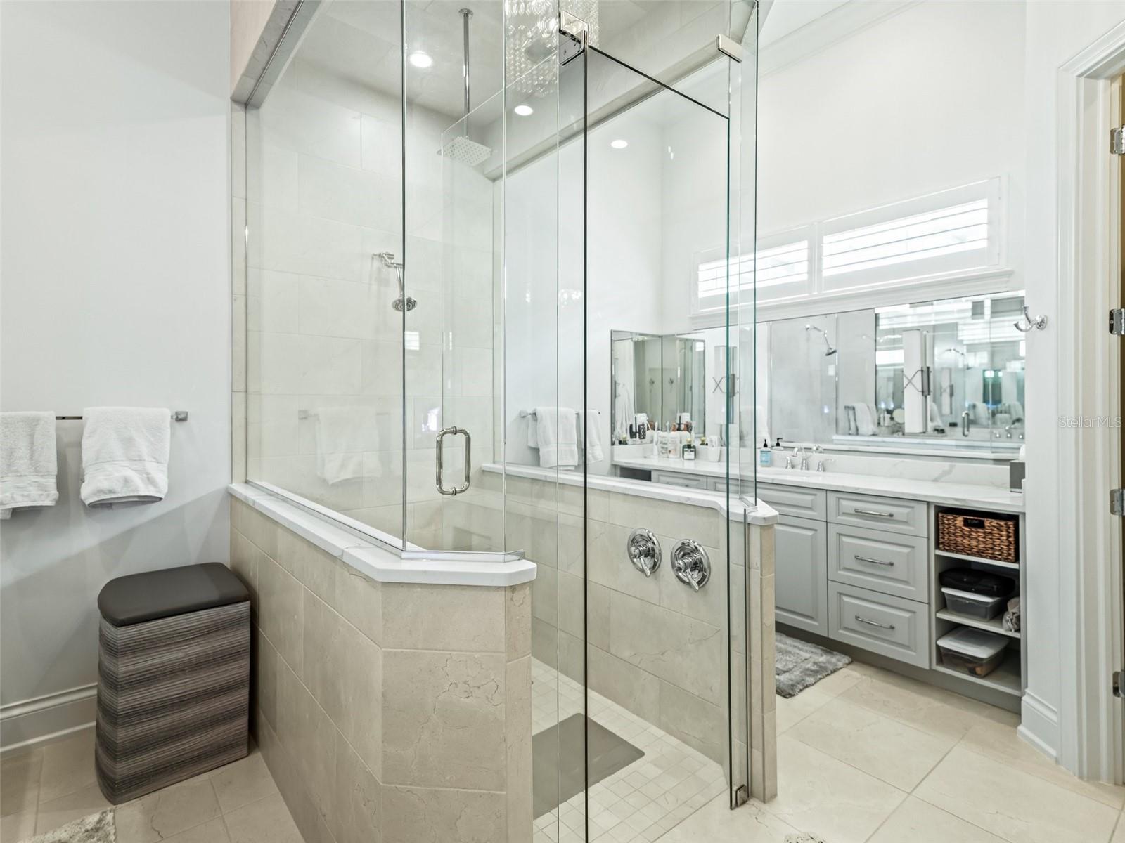 GOLDEN OCALA - Residential