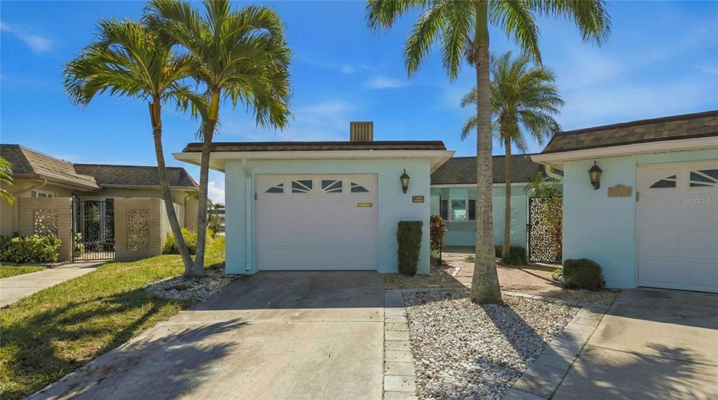 Photo of 672 Boca Ciega Point Boulevard N, St Petersburg, FL 33708 (MLS # TB8351975)