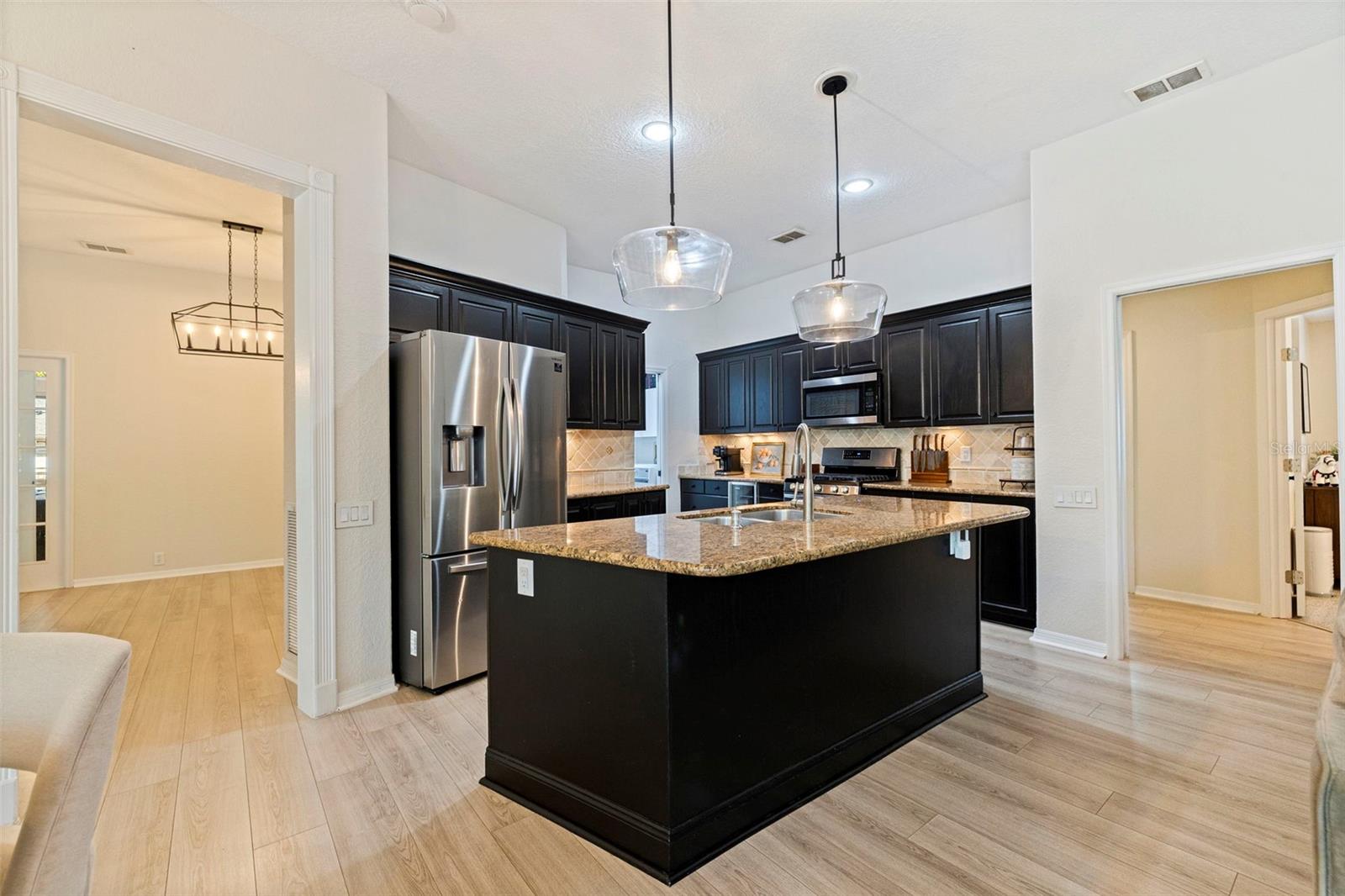 TAMPA PALMS AREA 2 UNIT 7C - Residential