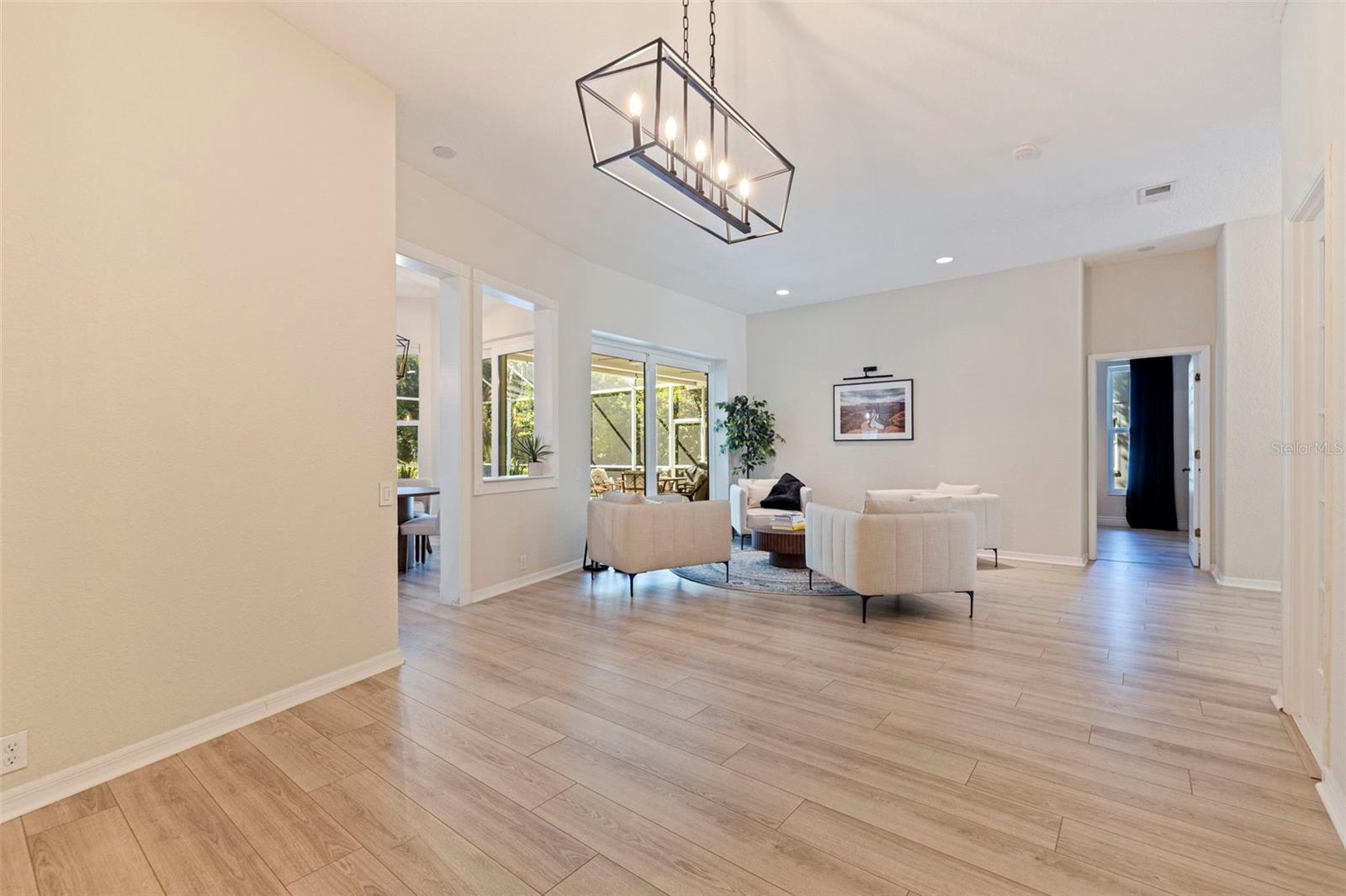 TAMPA PALMS AREA 2 UNIT 7C - Residential