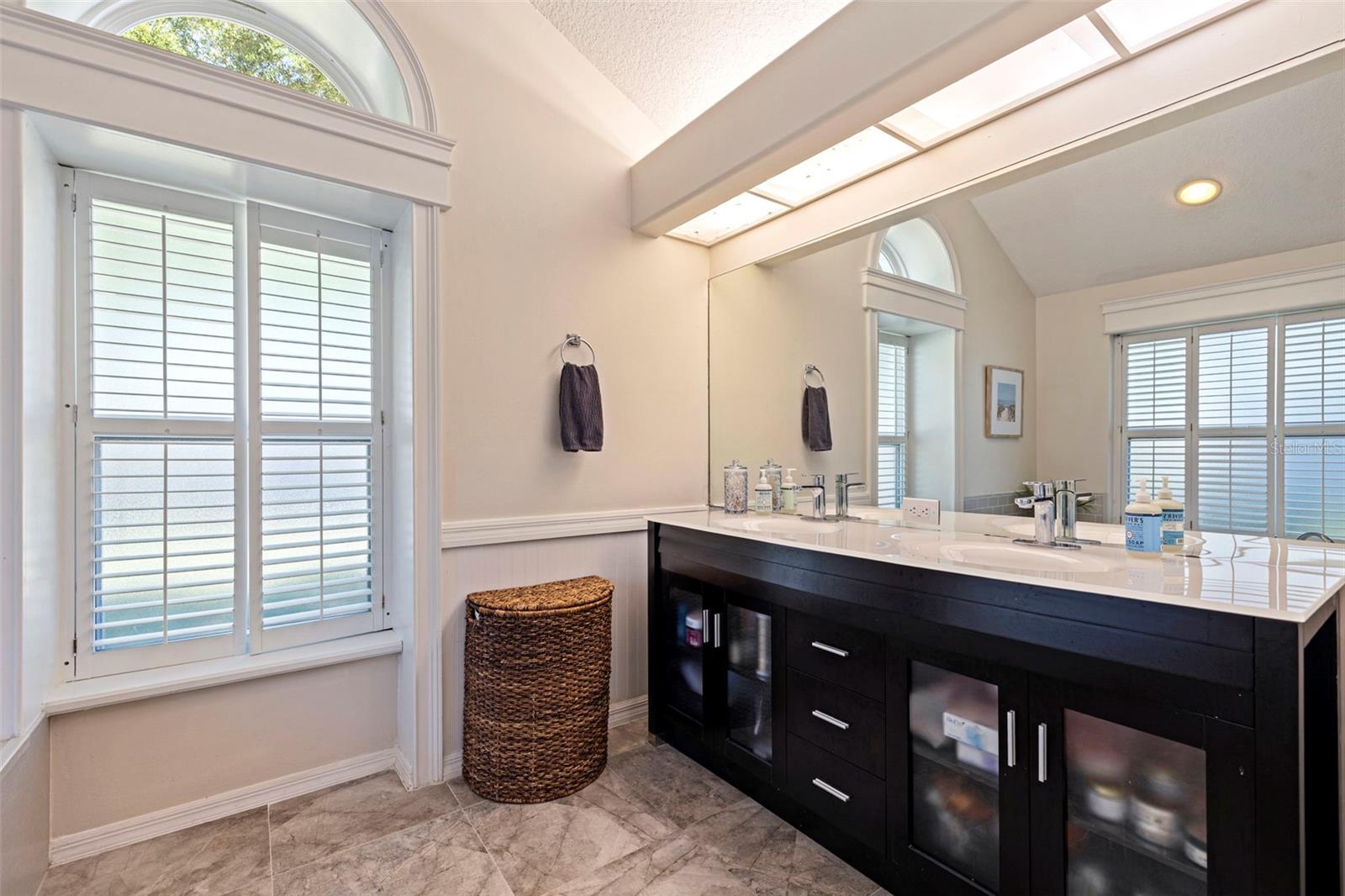 TAMPA PALMS AREA 2 UNIT 7C - Residential
