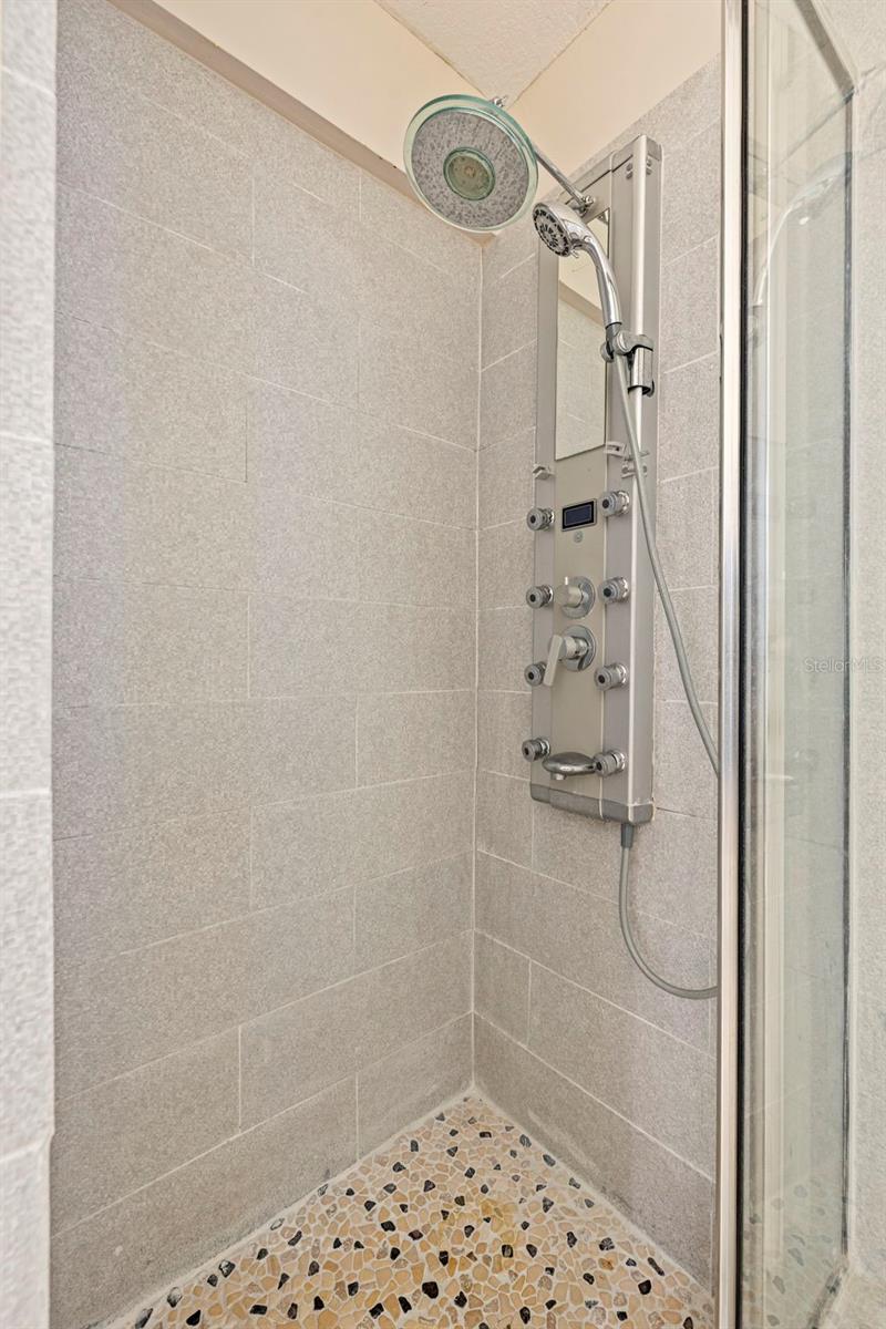 TAMPA PALMS AREA 2 UNIT 7C - Residential
