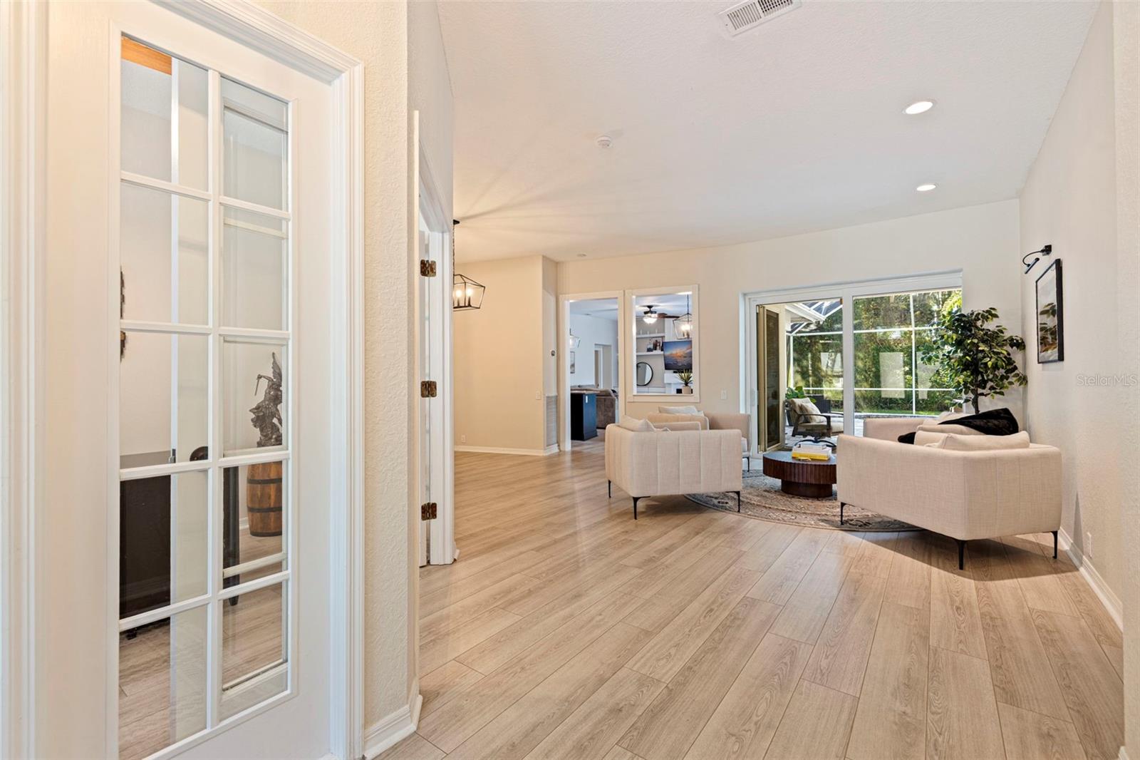 TAMPA PALMS AREA 2 UNIT 7C - Residential