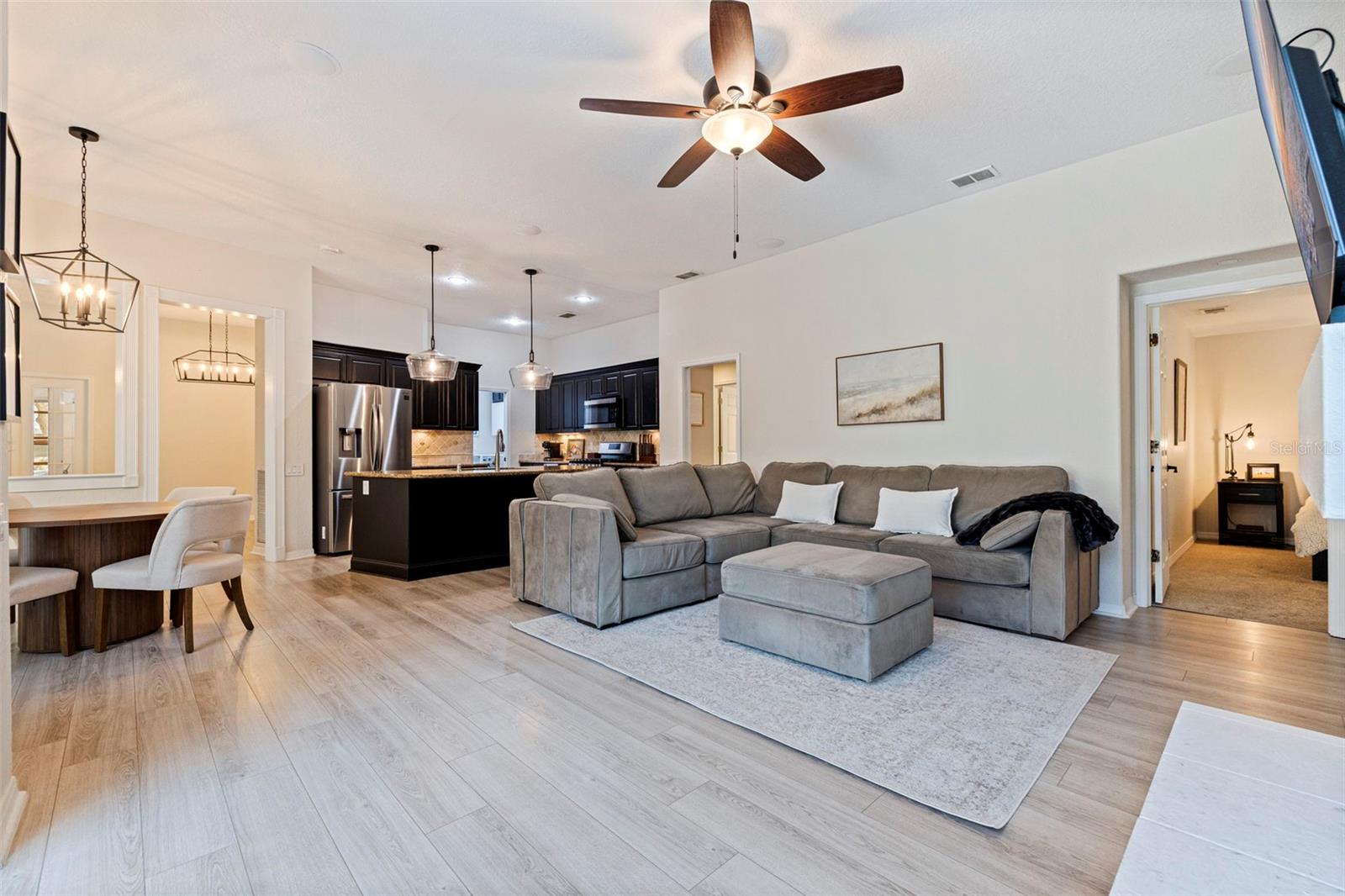 TAMPA PALMS AREA 2 UNIT 7C - Residential