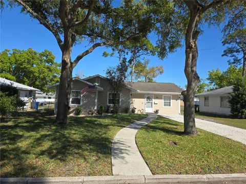 Photo of 1411 29th Street W, Bradenton, FL 34205 (MLS # A4686215)