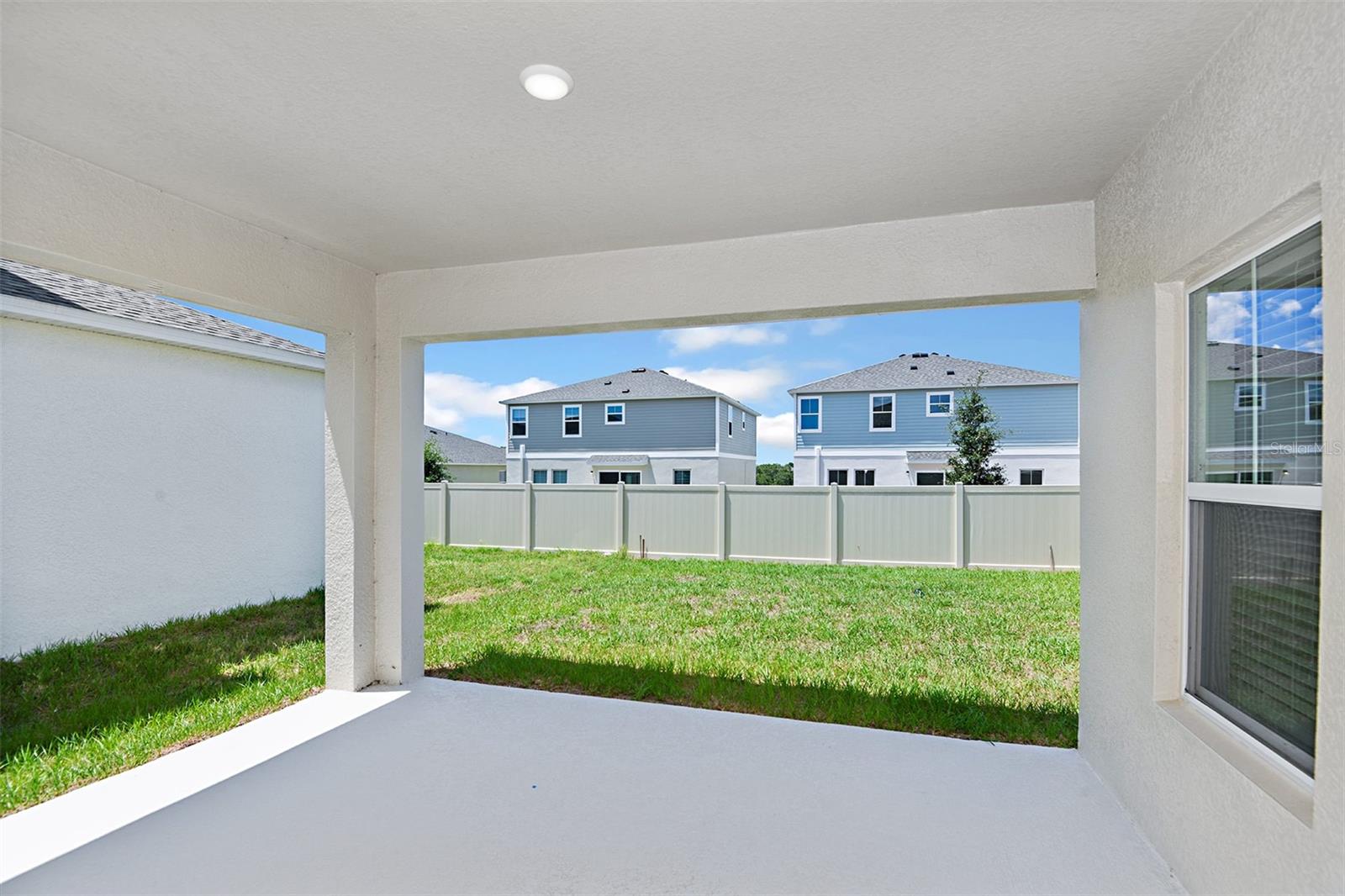 PASADENA LANDING - Residential