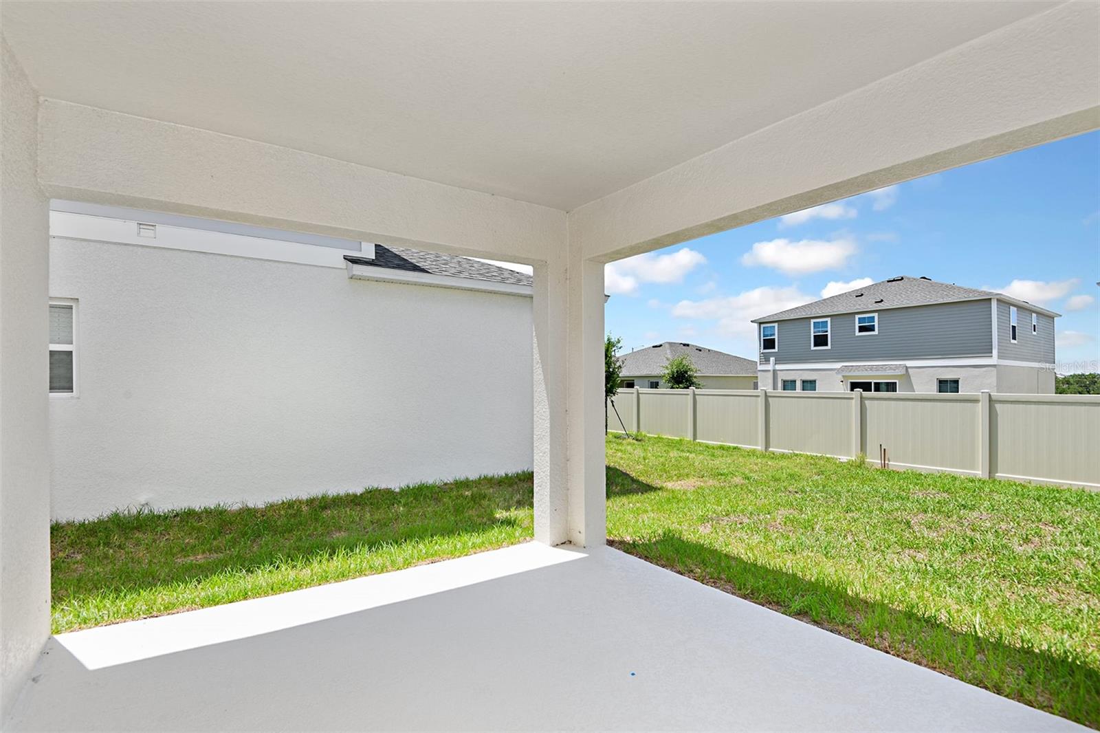 PASADENA LANDING - Residential