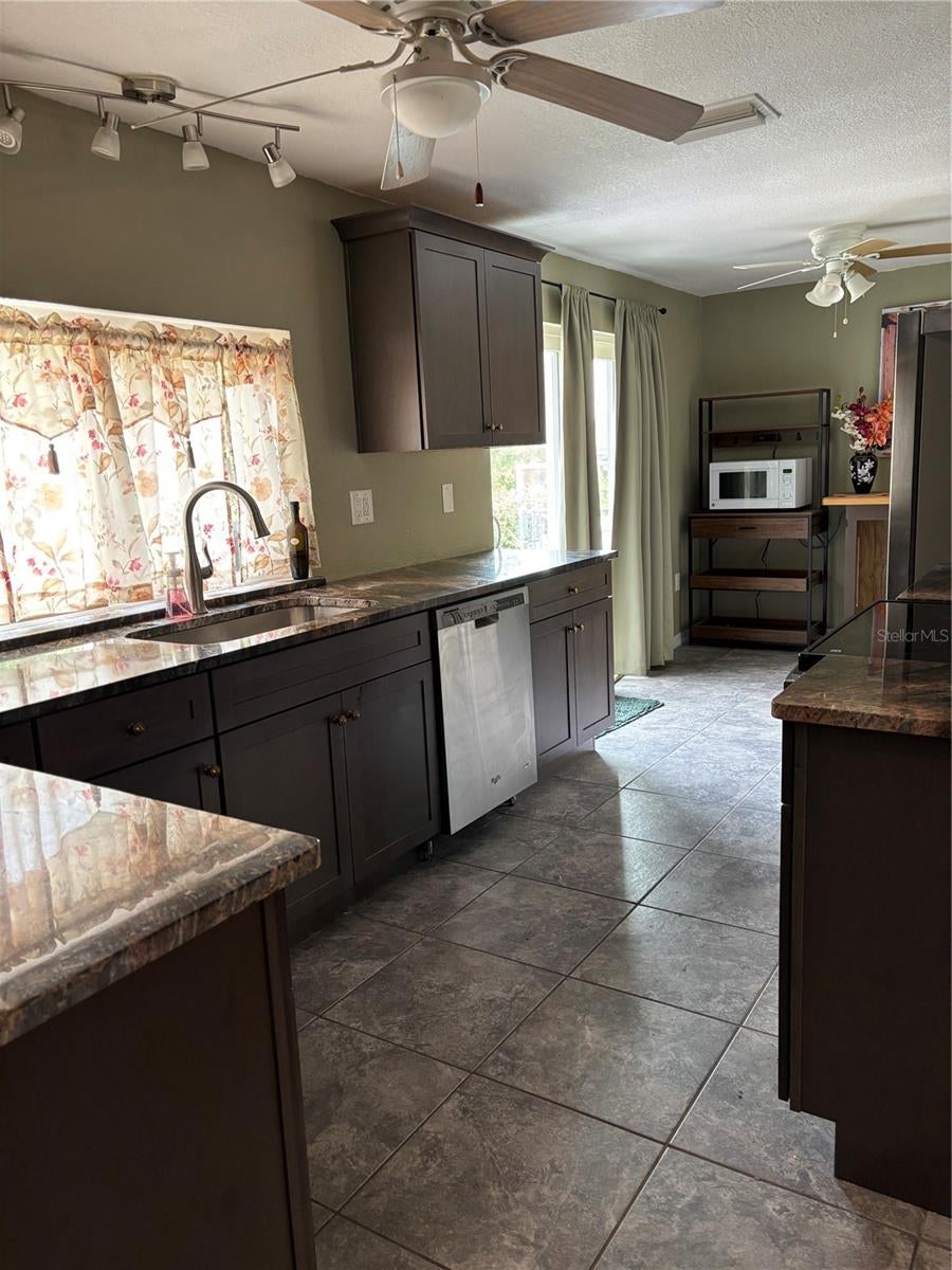 6211 WAYCROSS DRIVE