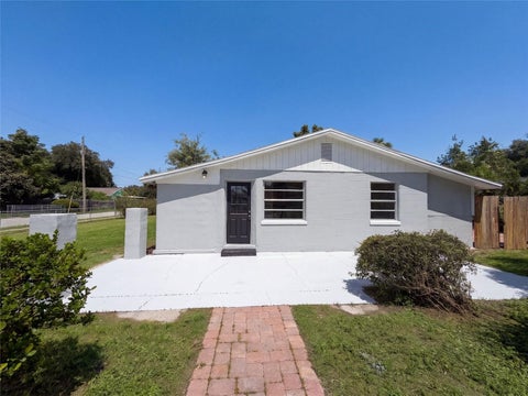 Photo of 2406 E Curtis Street, Tampa, FL 33610 (MLS # O6441837)