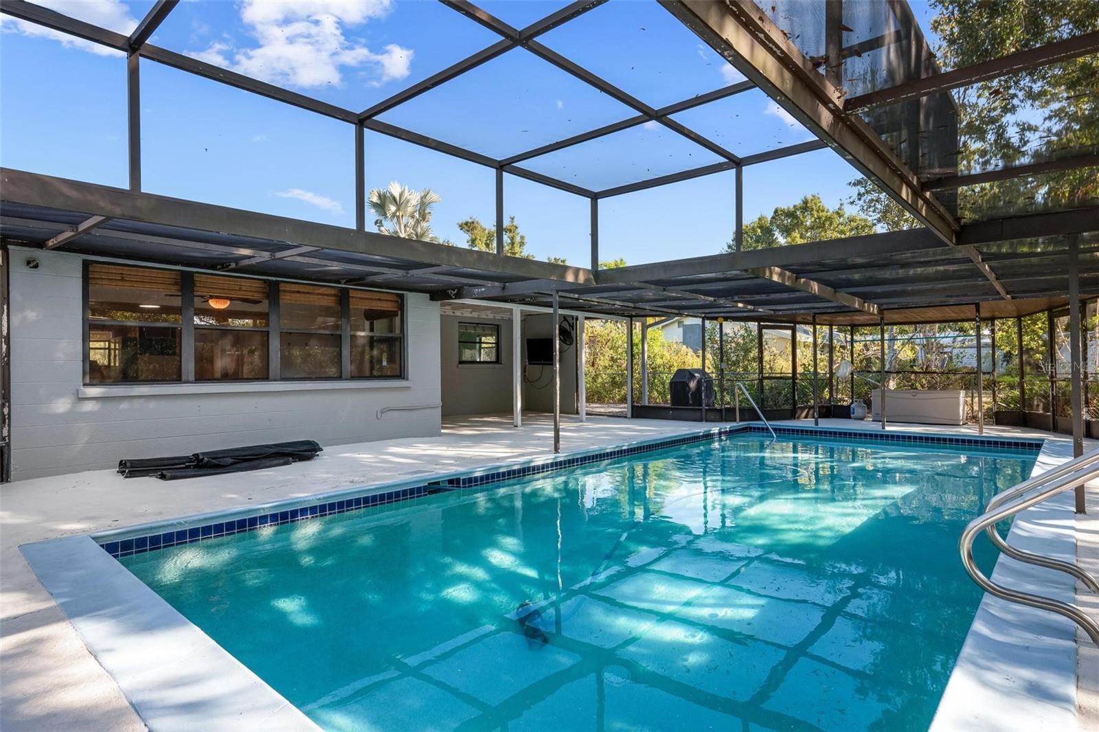 SOUTHERN VIEW - Residential Lease