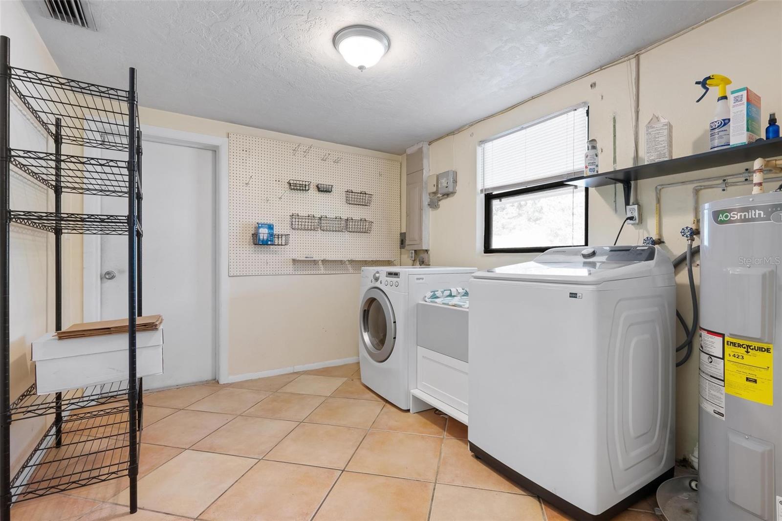 SOUTHERN VIEW - Residential Lease