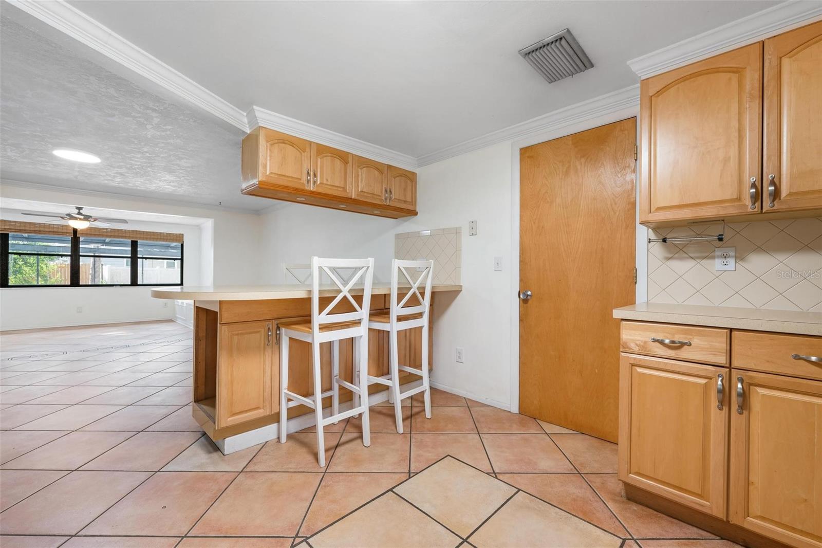 SOUTHERN VIEW - Residential Lease