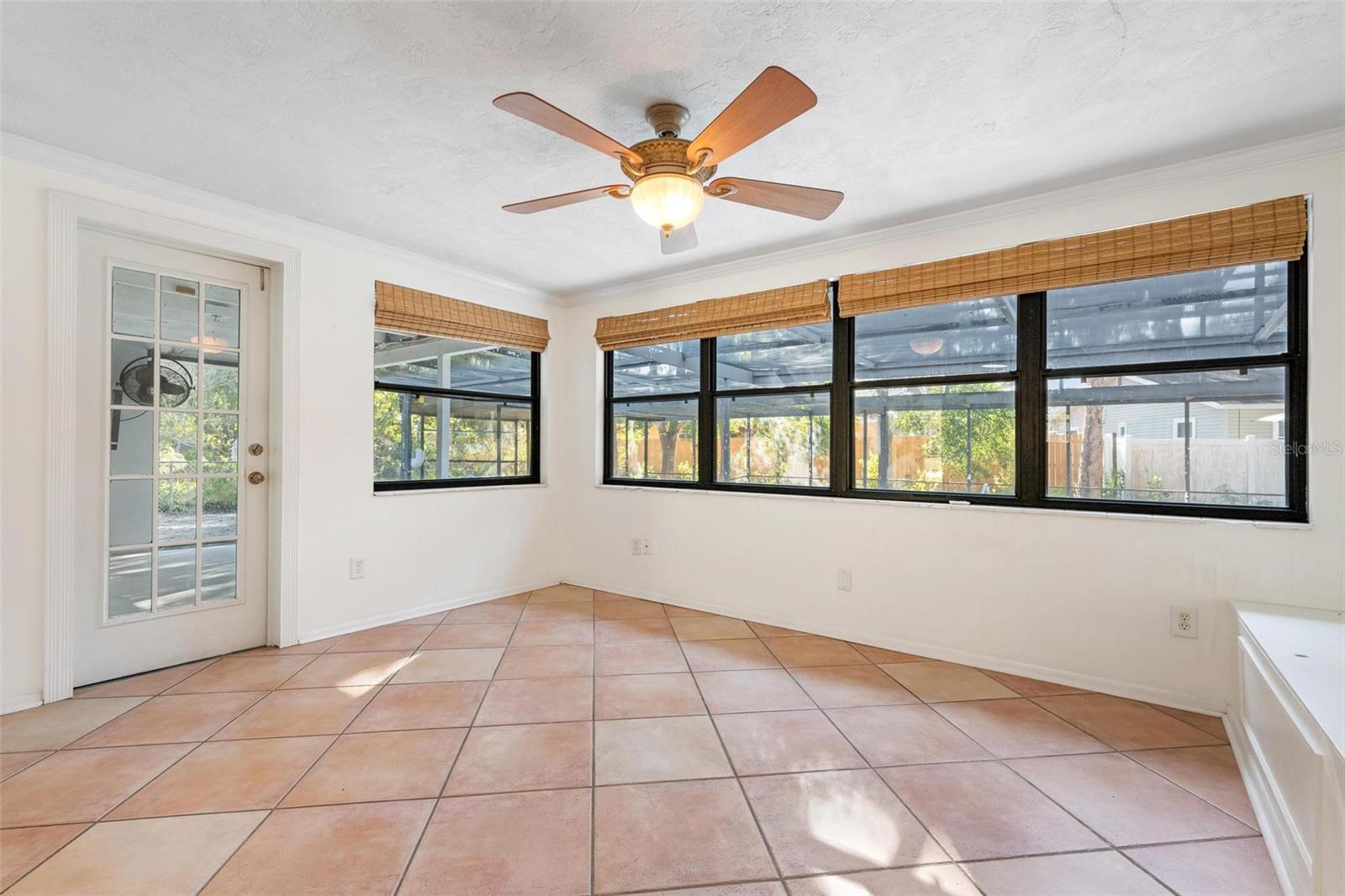 SOUTHERN VIEW - Residential Lease