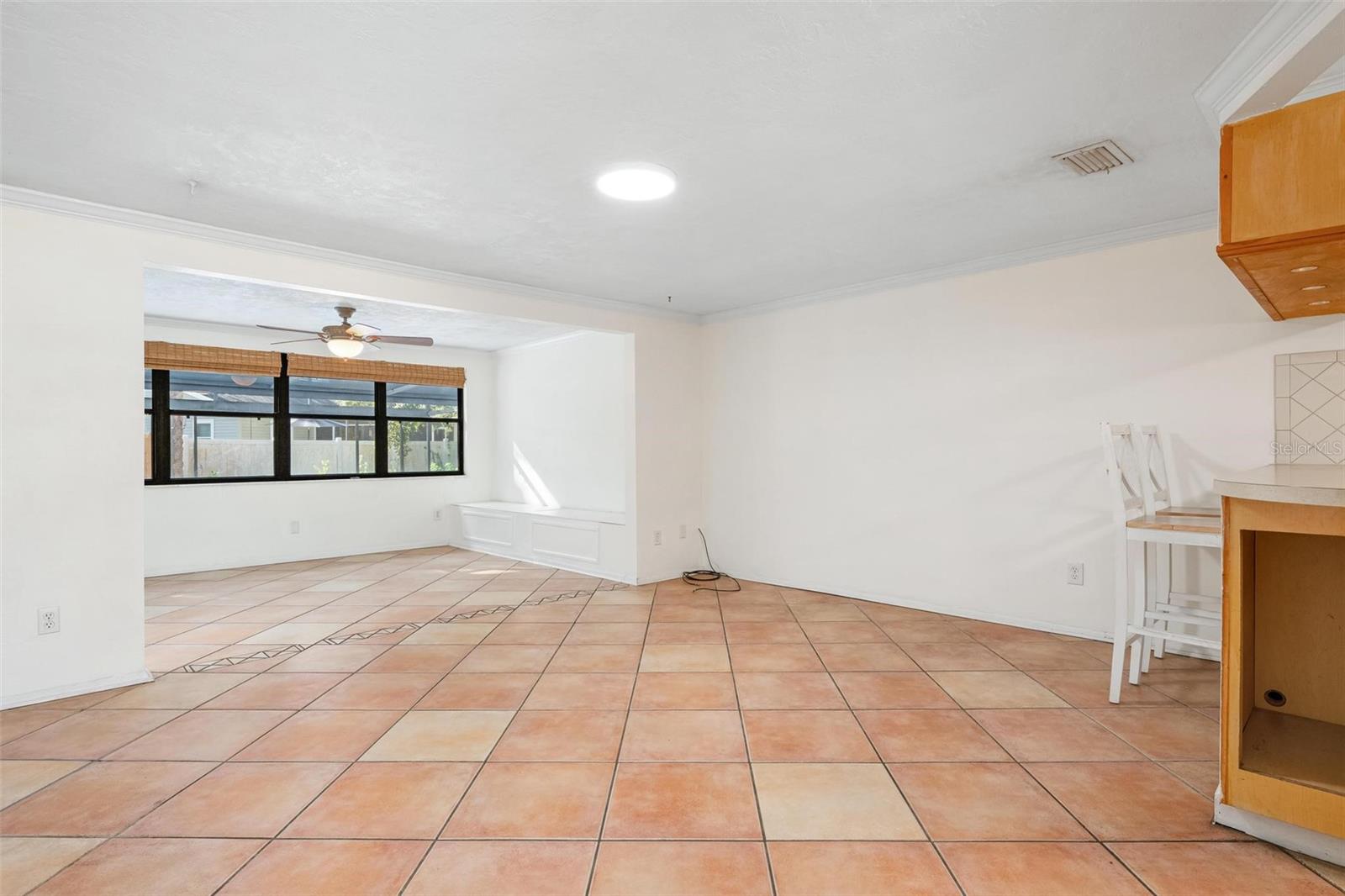 SOUTHERN VIEW - Residential Lease