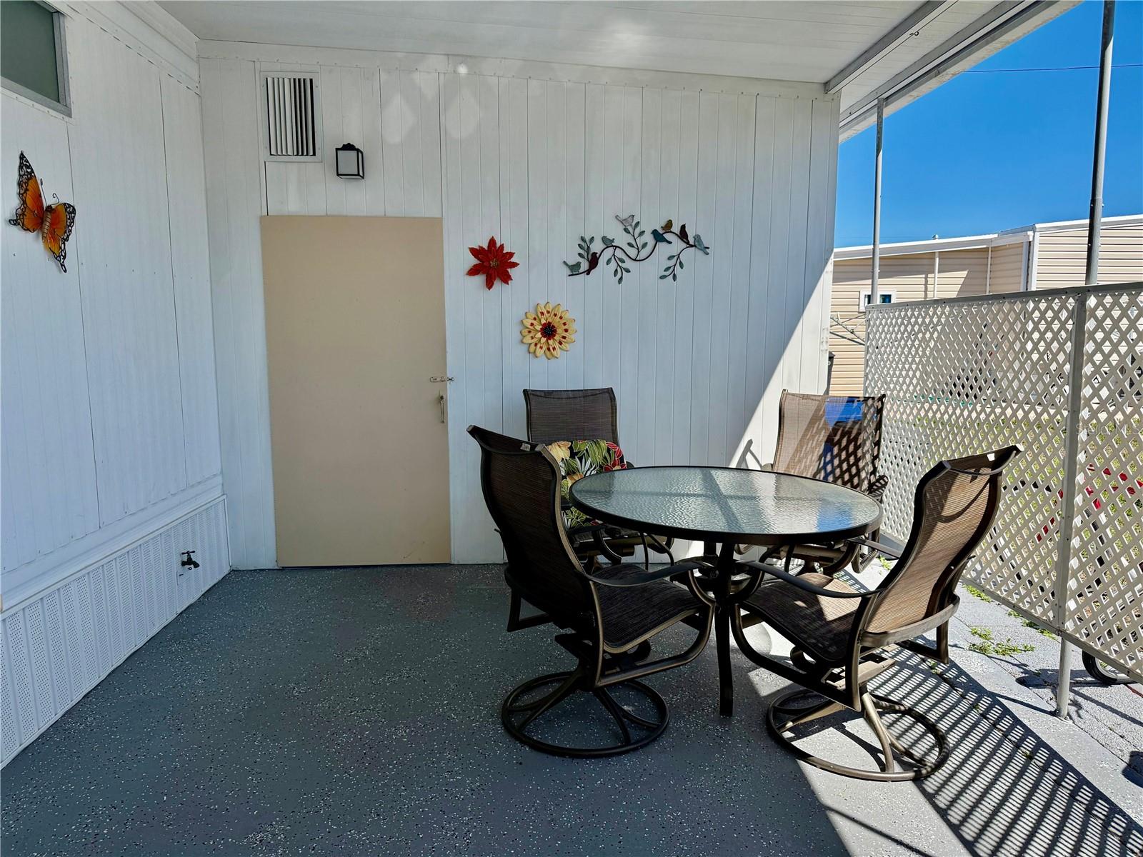 SUNSET PALMS UNREC - Residential