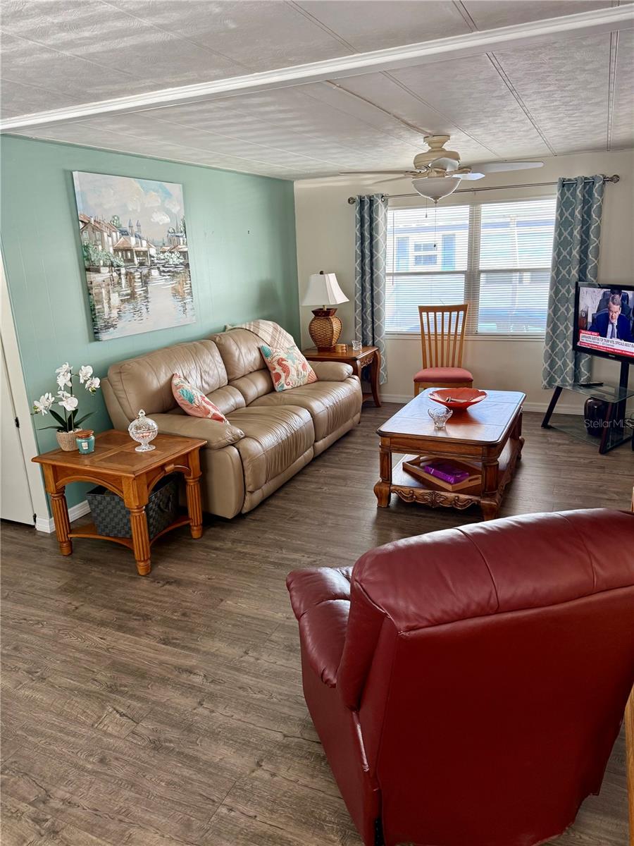 SUNSET PALMS UNREC - Residential