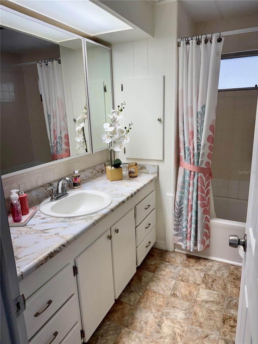 SUNSET PALMS UNREC - Residential