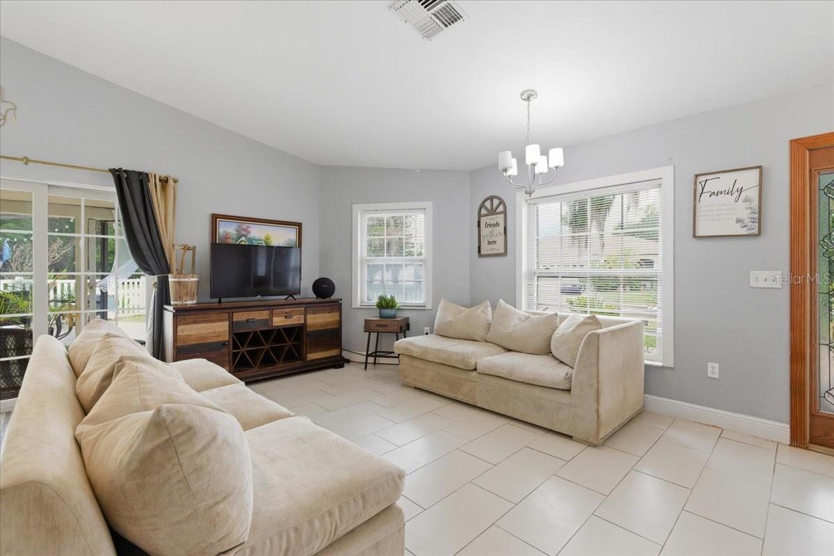 3235 SILKWOOD LOOP