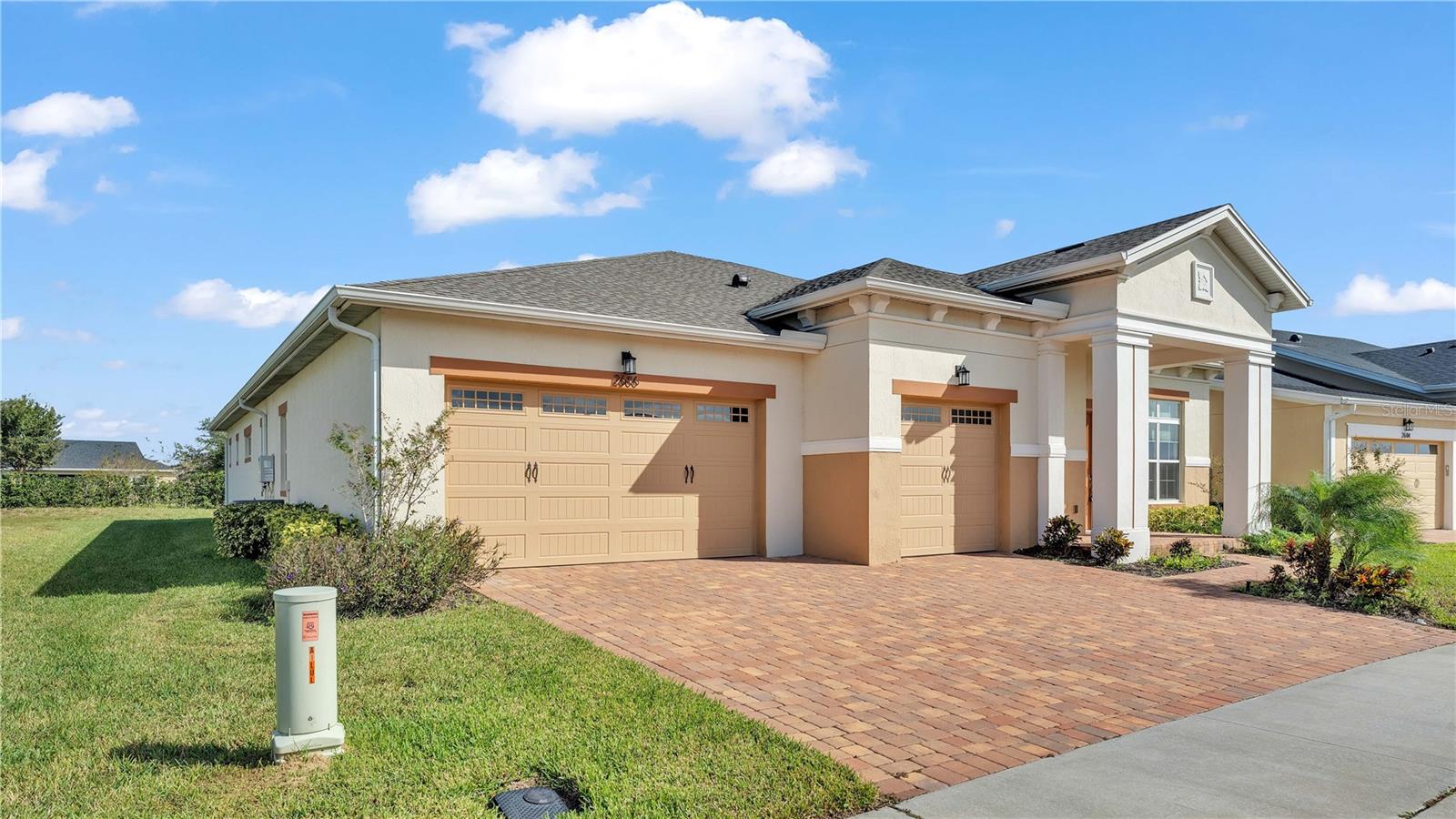 2686 MEADOWEDGE LOOP