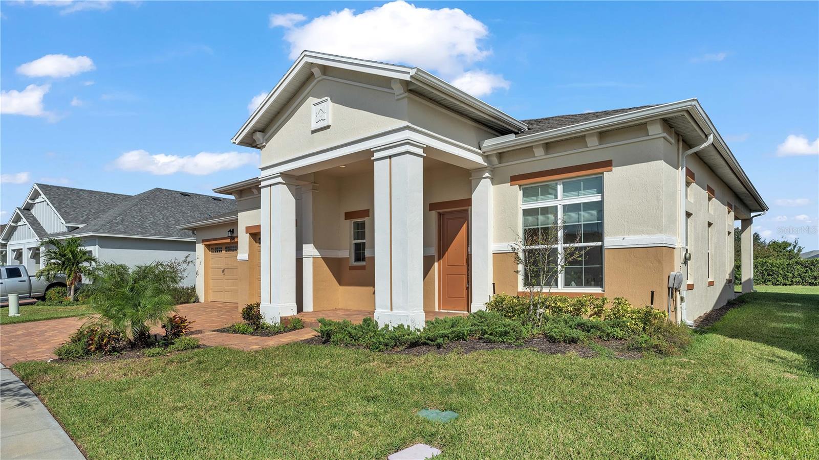 2686 MEADOWEDGE LOOP