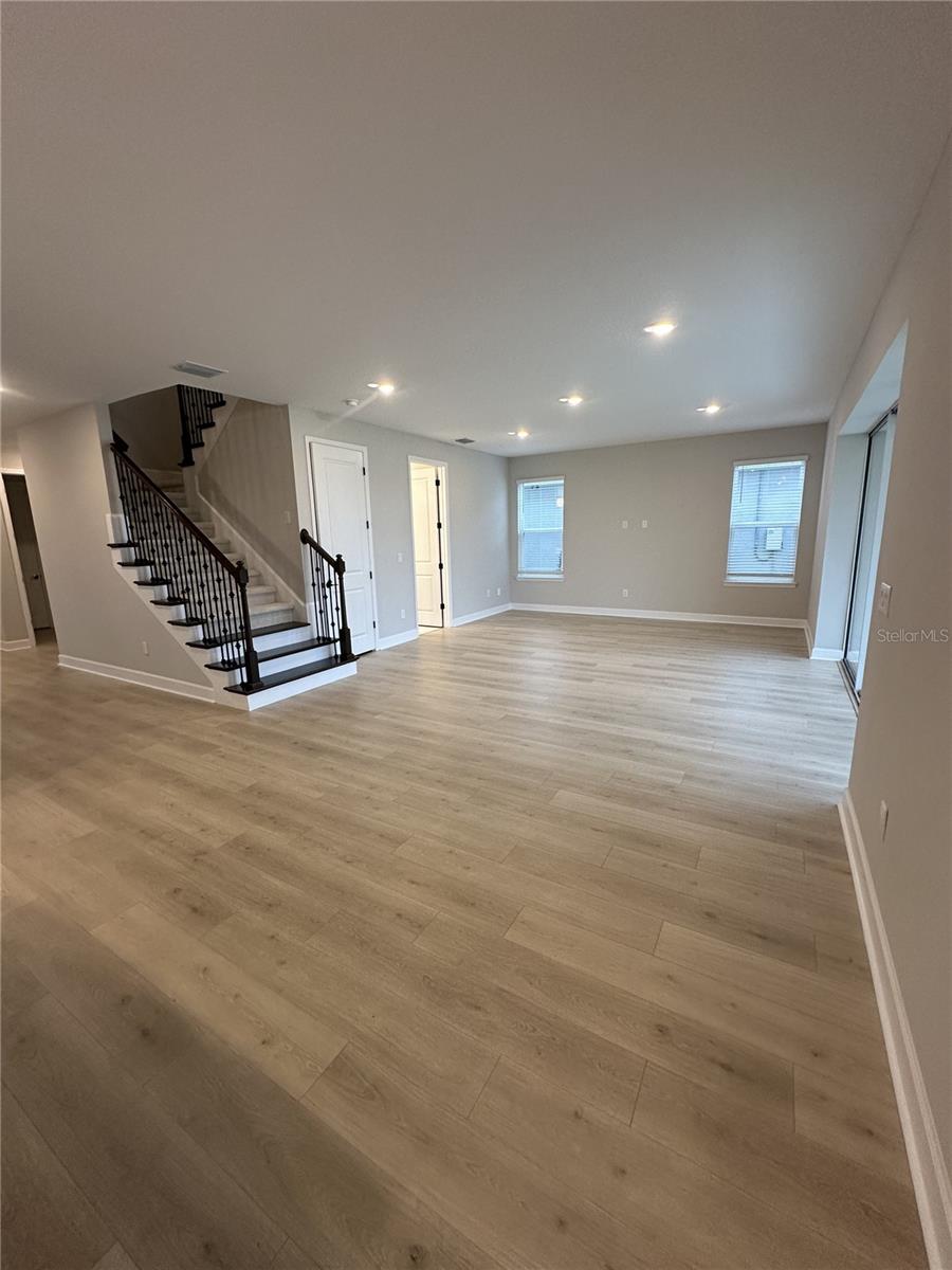 RIVER LANDING - Residential