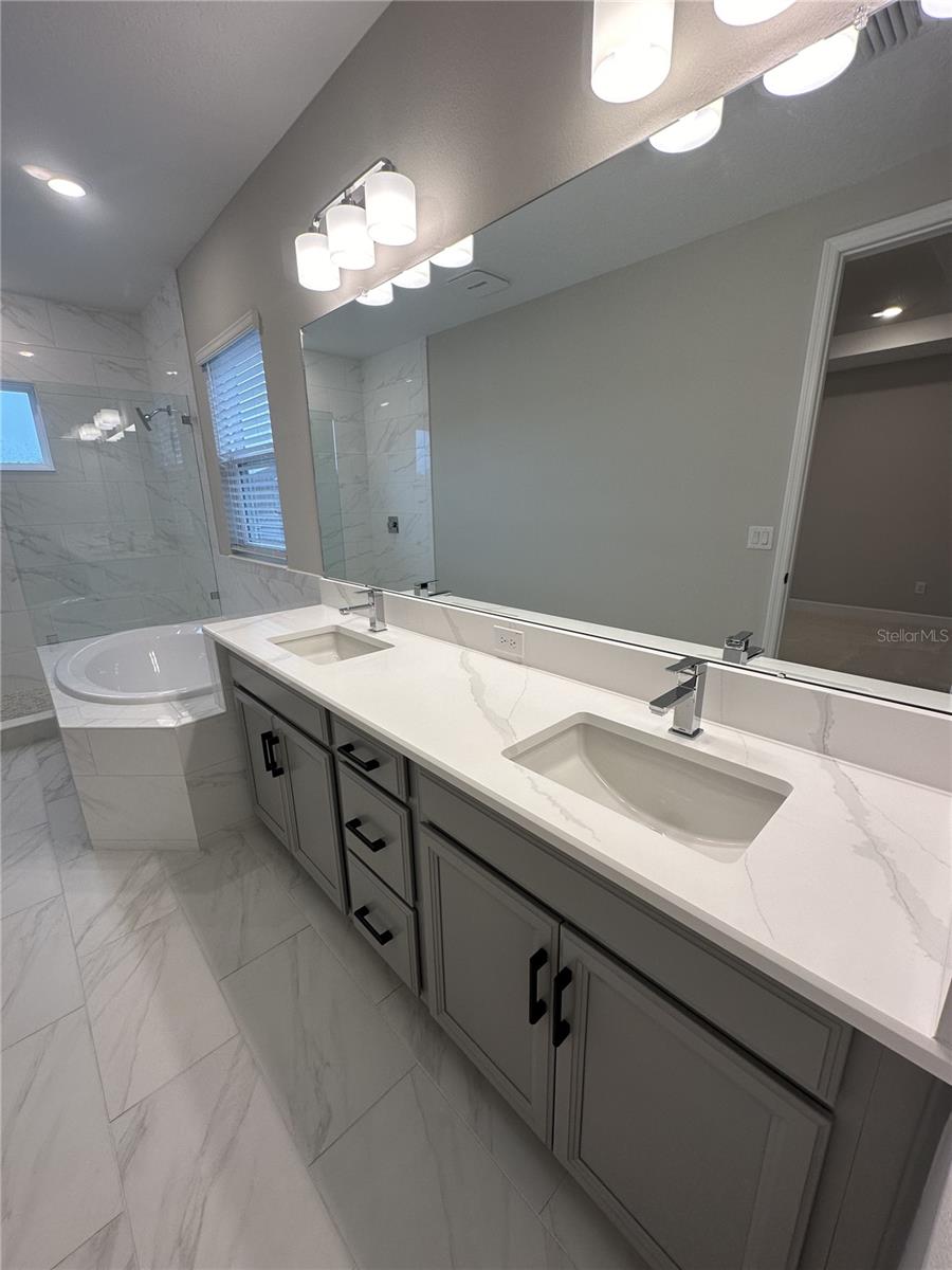 RIVER LANDING - Residential