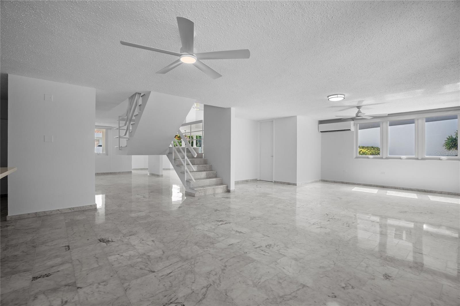 BALDWIN PARK - Residential