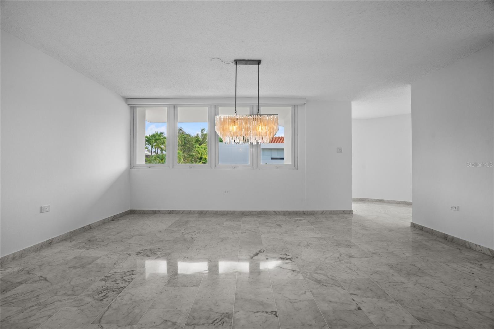BALDWIN PARK - Residential