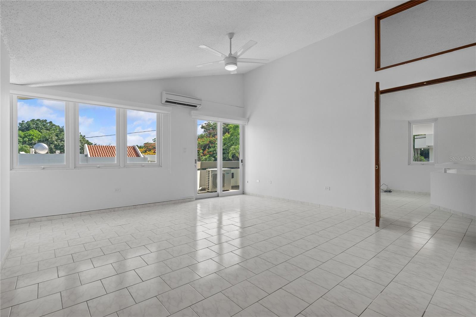 BALDWIN PARK - Residential