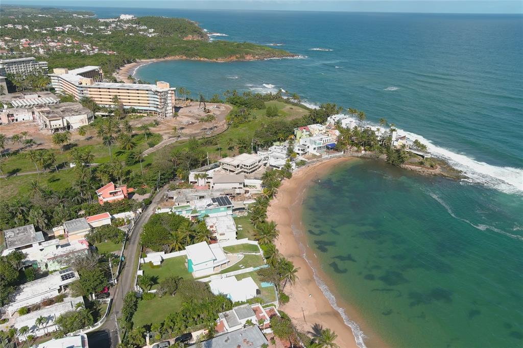 BREÑAS ESTATES-BEACH AMONG DORADO BEACH & NEW RITZ - Residential