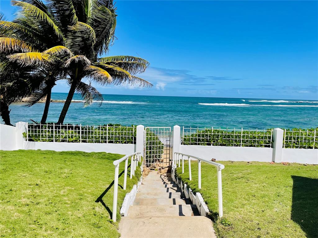 BREÑAS ESTATES-BEACH AMONG DORADO BEACH & NEW RITZ - Residential