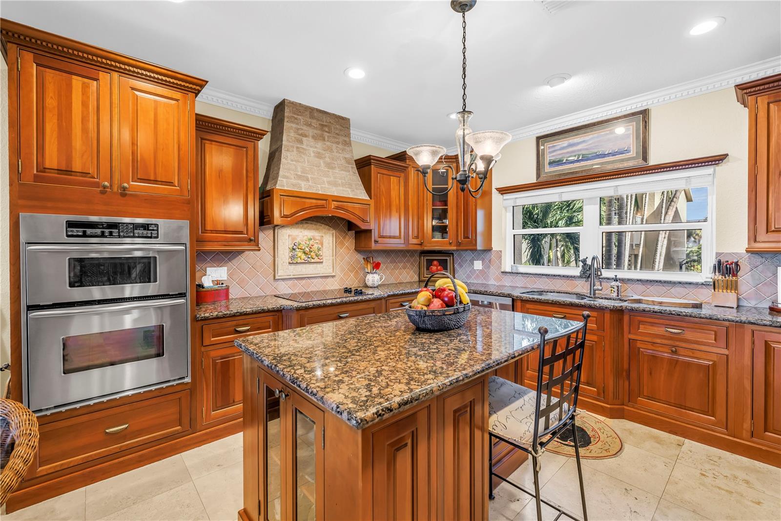 TIERRA SUNSET TWNHS - Residential