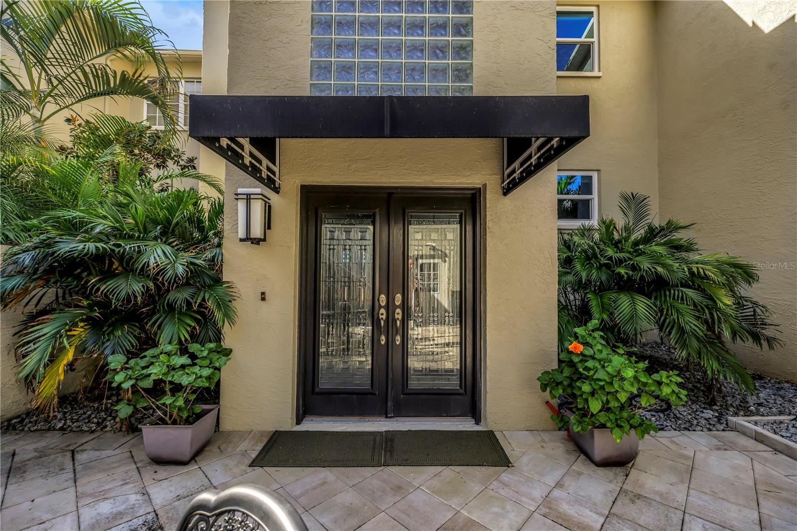 TIERRA SUNSET TWNHS - Residential