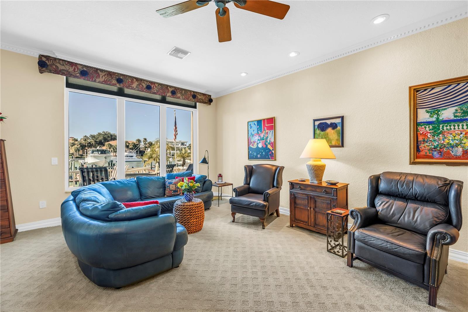 TIERRA SUNSET TWNHS - Residential