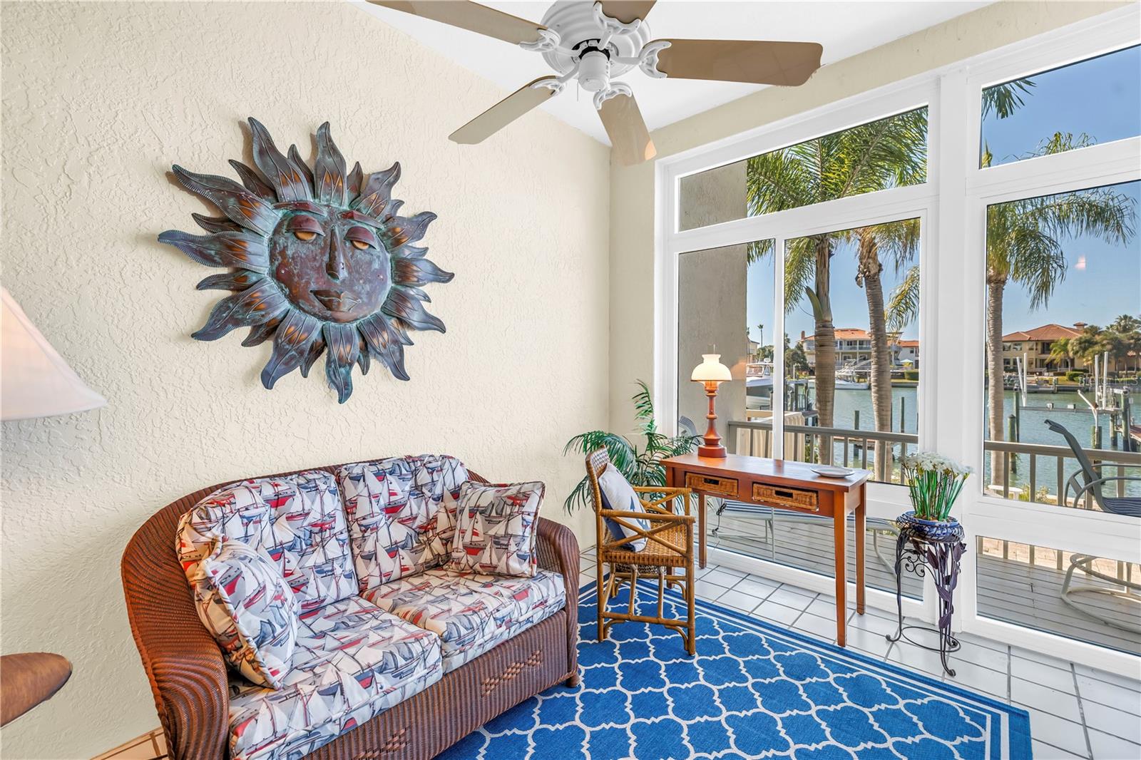 TIERRA SUNSET TWNHS - Residential