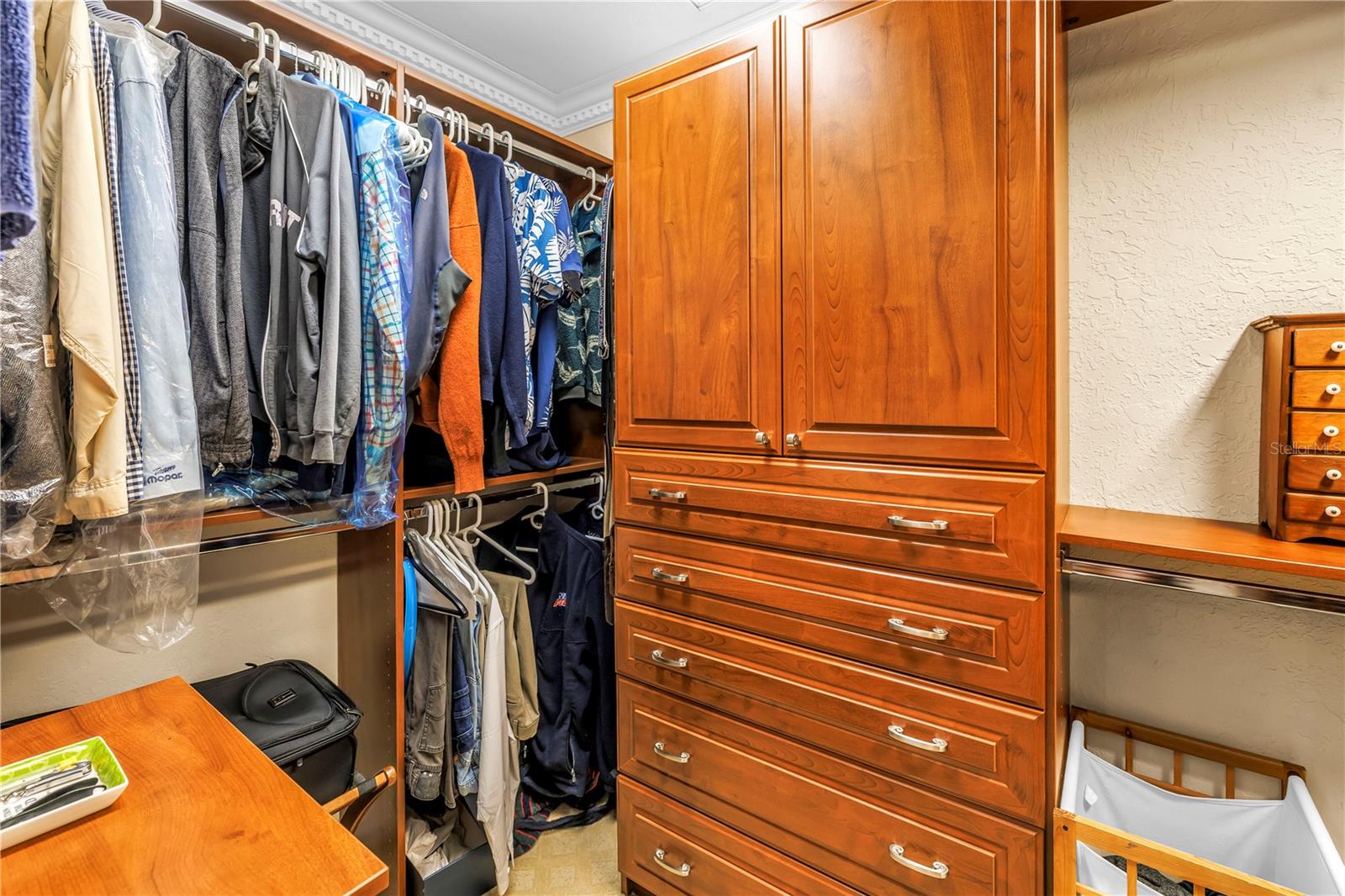 TIERRA SUNSET TWNHS - Residential