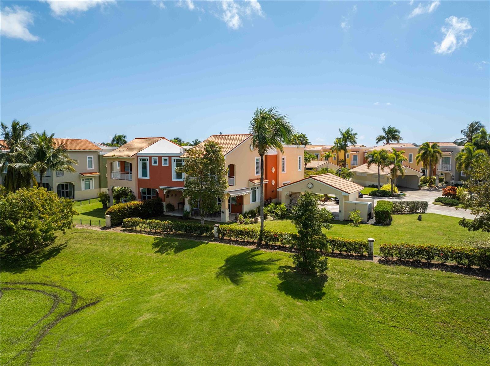 FLAMBOYAN GREENS - Residential