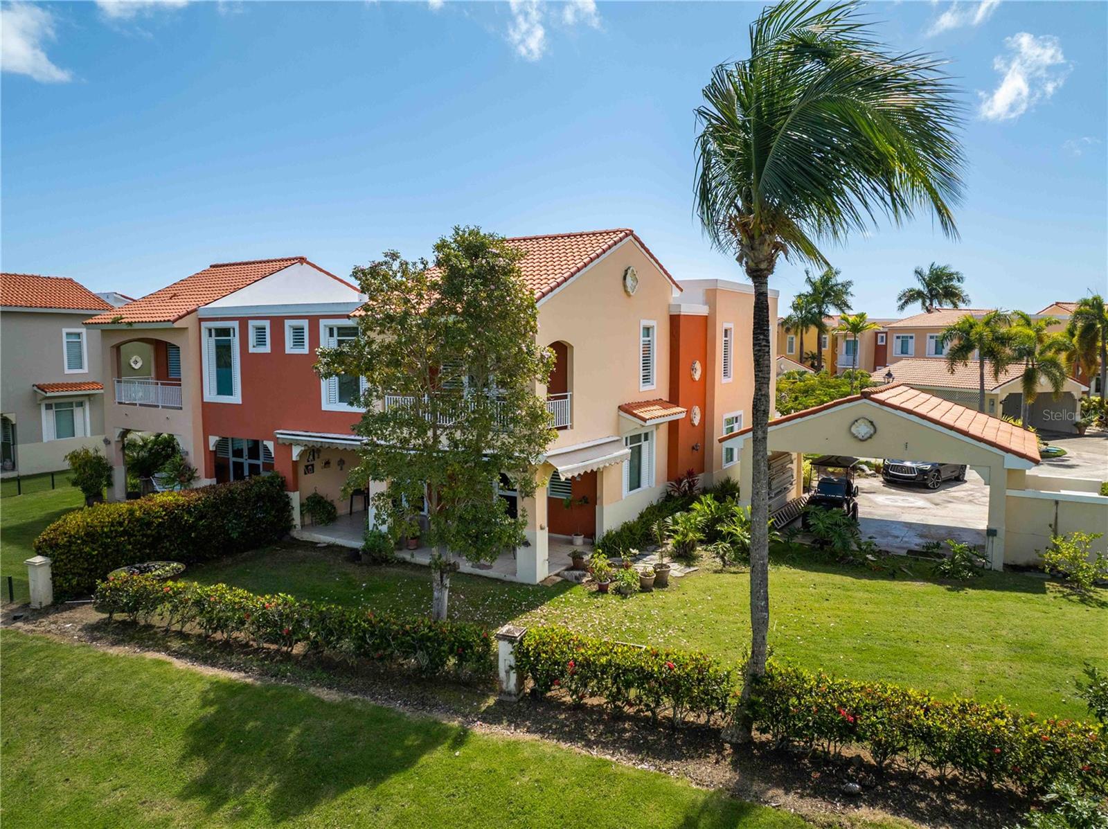 FLAMBOYAN GREENS - Residential