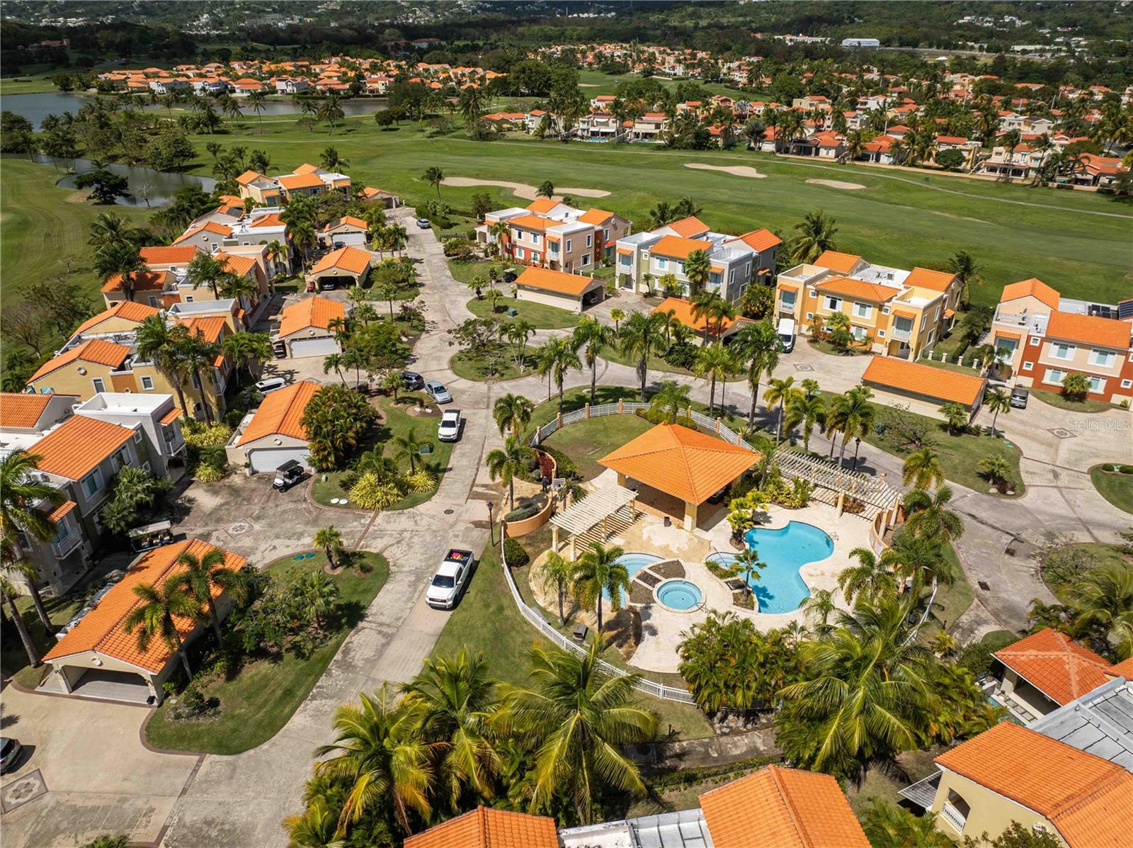 FLAMBOYAN GREENS - Residential