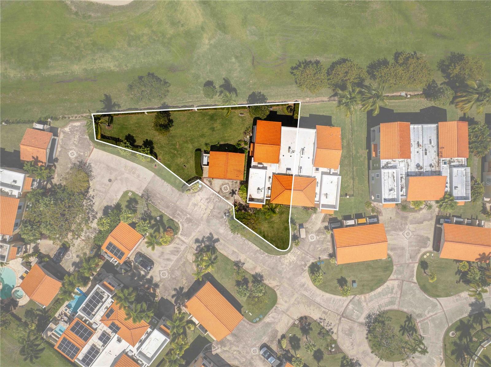 FLAMBOYAN GREENS - Residential