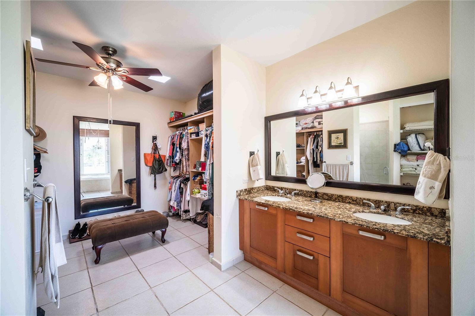 FLAMBOYAN GREENS - Residential