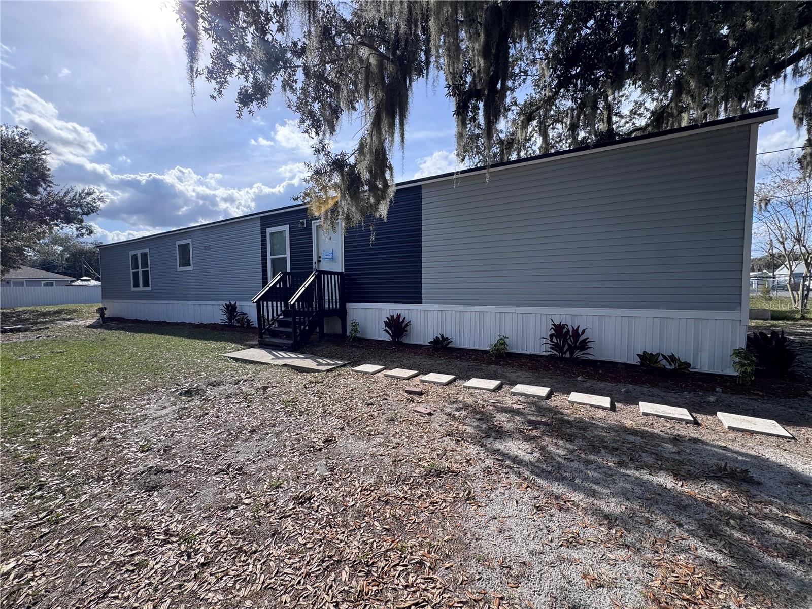 MAXWELLS C M RESUB - Residential