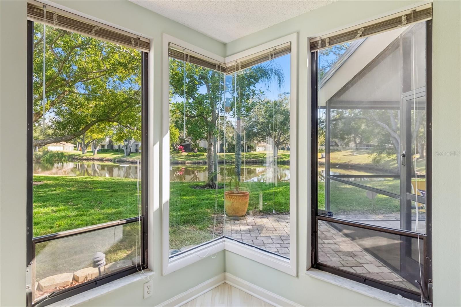 TOWNHOMES OF WESTLAKE - Residential