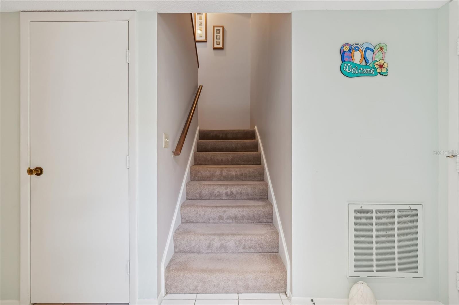 TOWNHOMES OF WESTLAKE - Residential