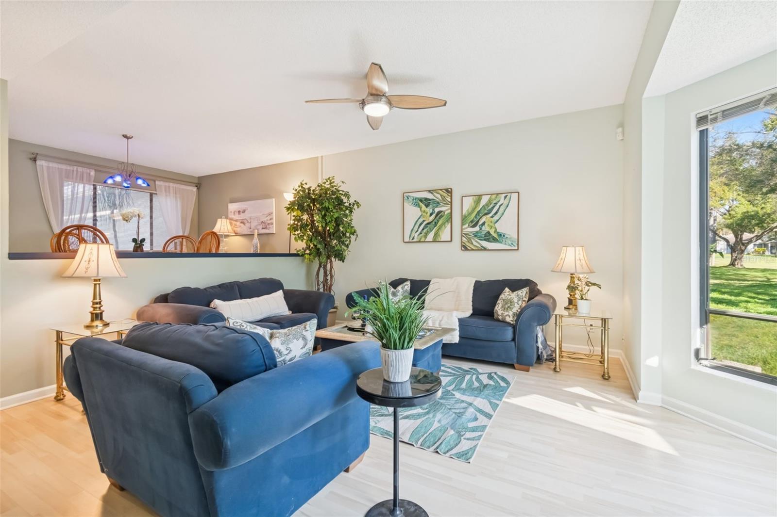 TOWNHOMES OF WESTLAKE - Residential